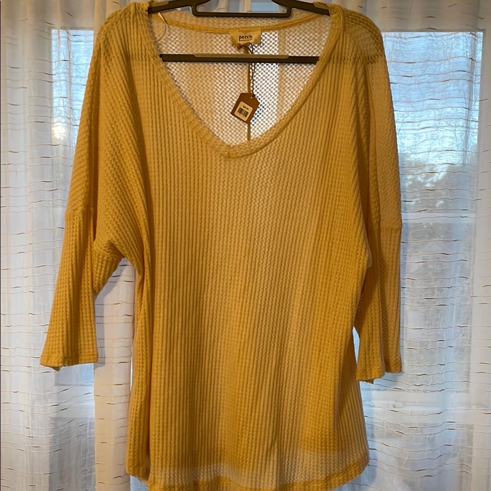 Blu Pepper Cream Textured Top